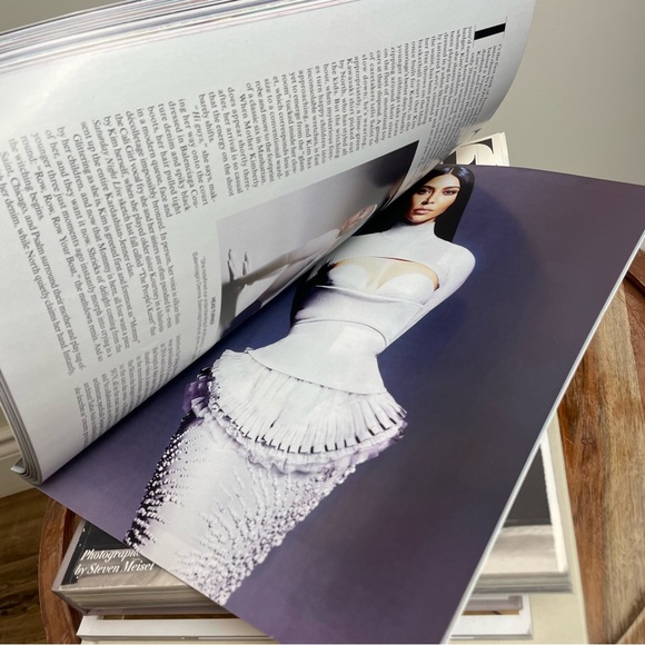 Vogue March 2022 Issue, thick spring fashion week edition, Kim Kardashian Cover - Picture 7 of 8